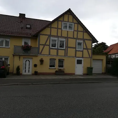 80qm Ferienwohnung Im Erdgeschoss - 500m Vom Ederradweg Entfernt 公寓 *